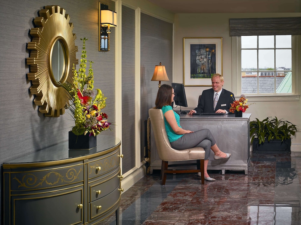 Royal Sonesta Hotel New Orleans 40/62