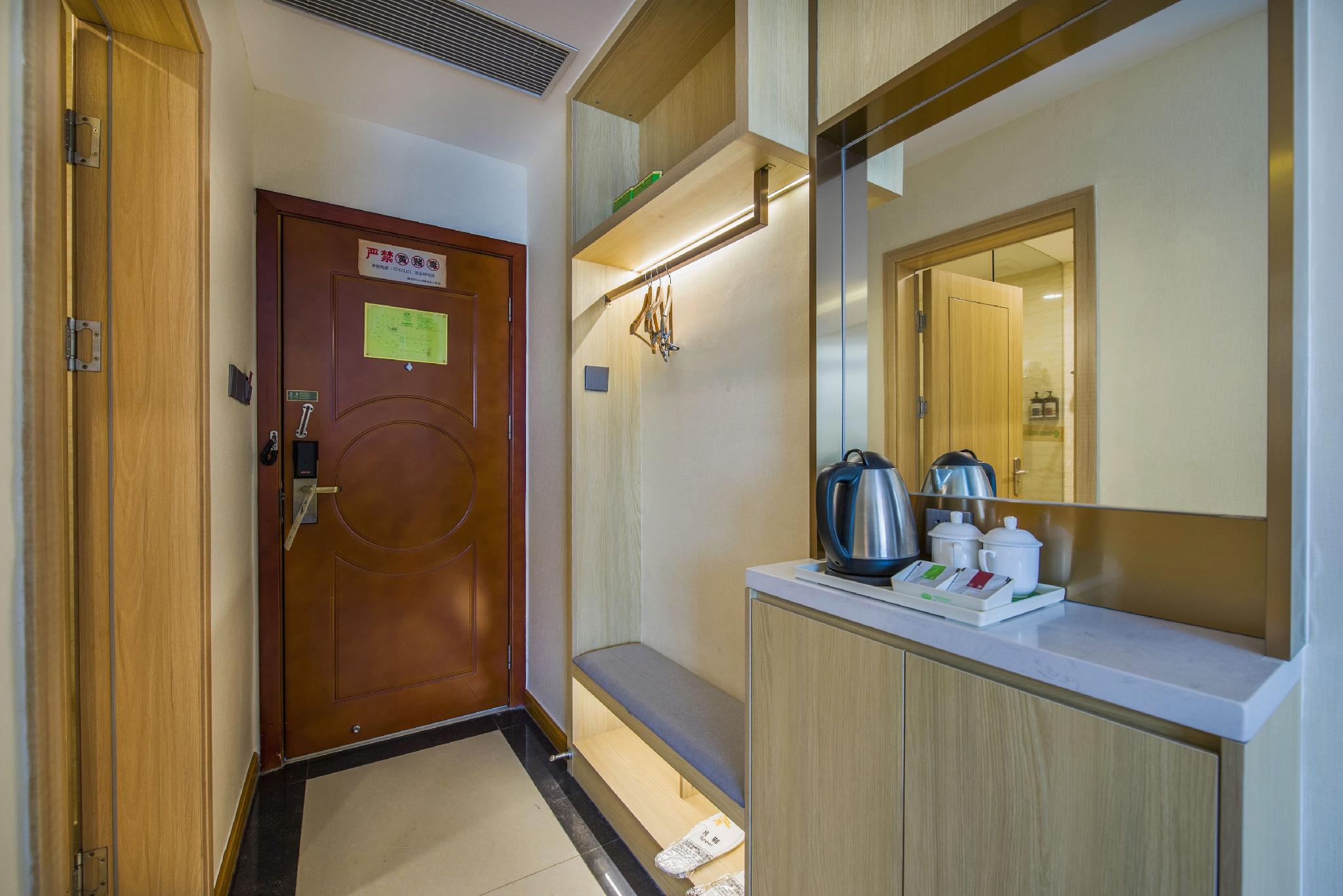 Vienna Hotel (Huizhou Maidi) 32/32