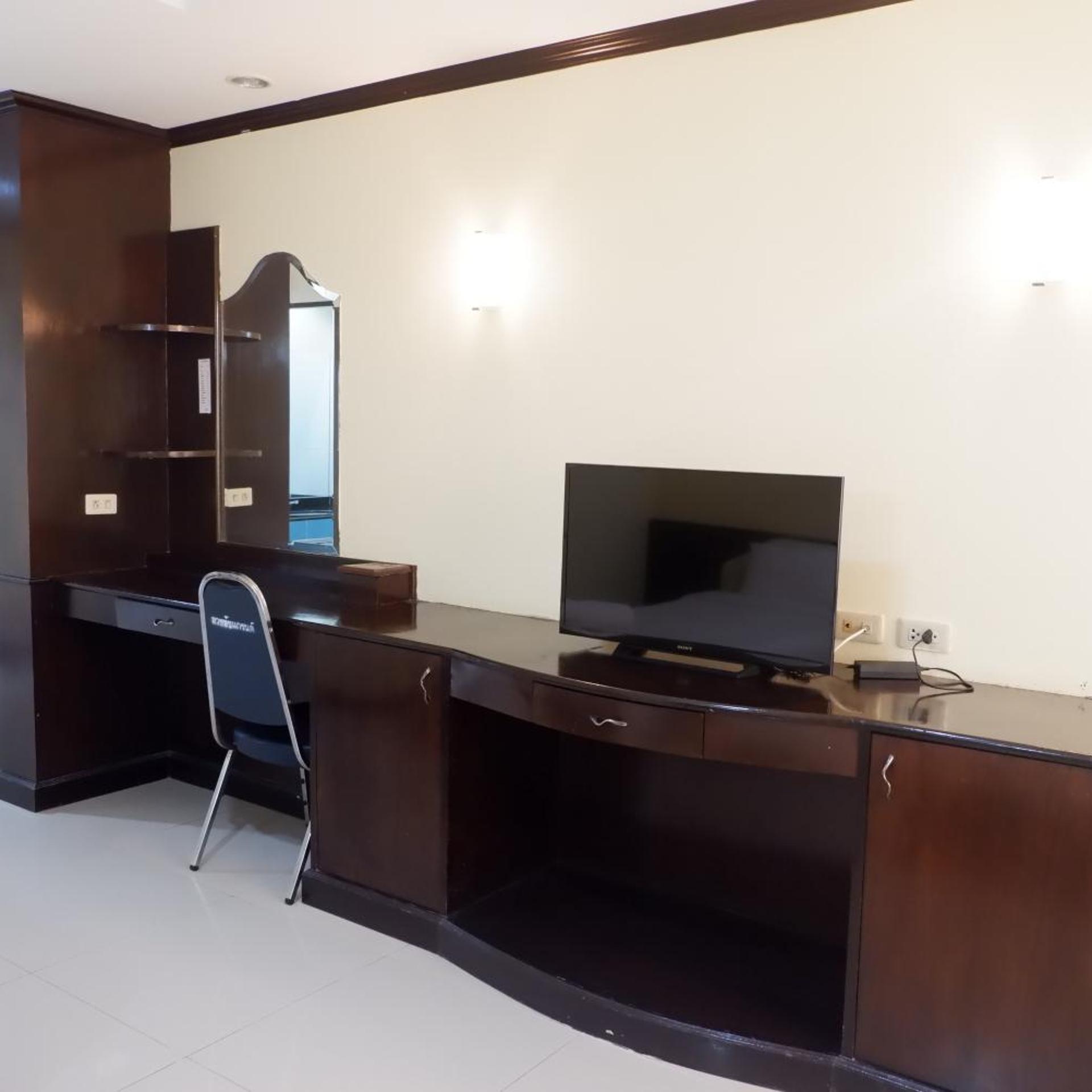 Auychai Grand Hotel 42/50