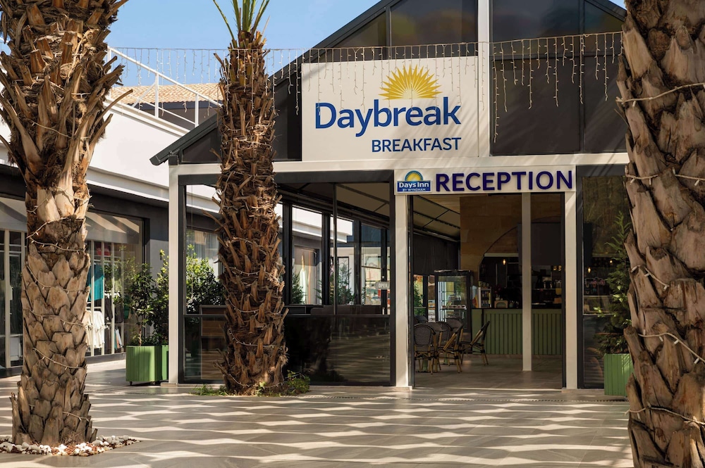 Days Inn by Wyndham Alanya 5/48