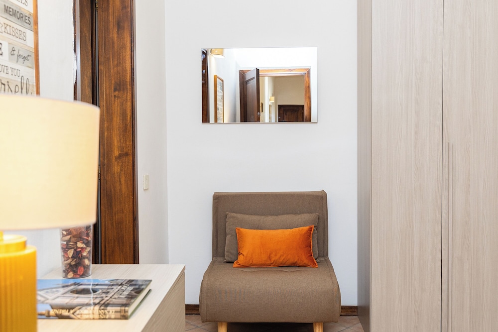 Rental In Rome Rosselli Palace Apartment 2 6/50