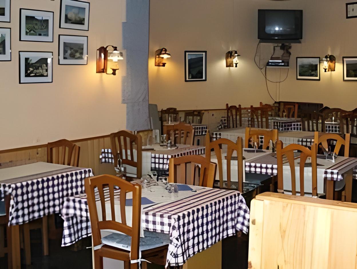 Hostal Porta De Nuria 17/23