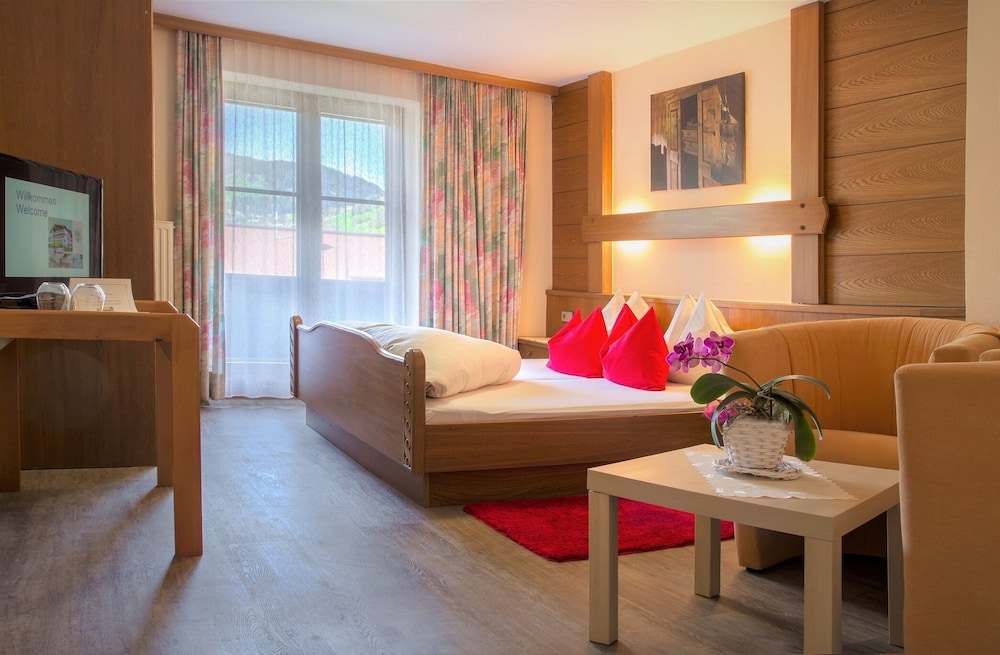 Hotel Simmerlwirt 35/57