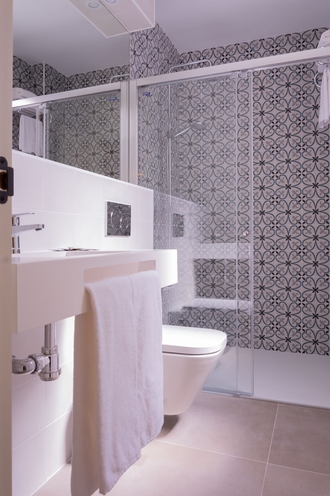 Hostal La Mina 48/50