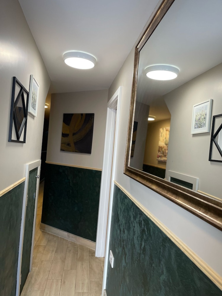 Lobby at Paragraph Palmers Green - Tottenham Stadium, LONDON
