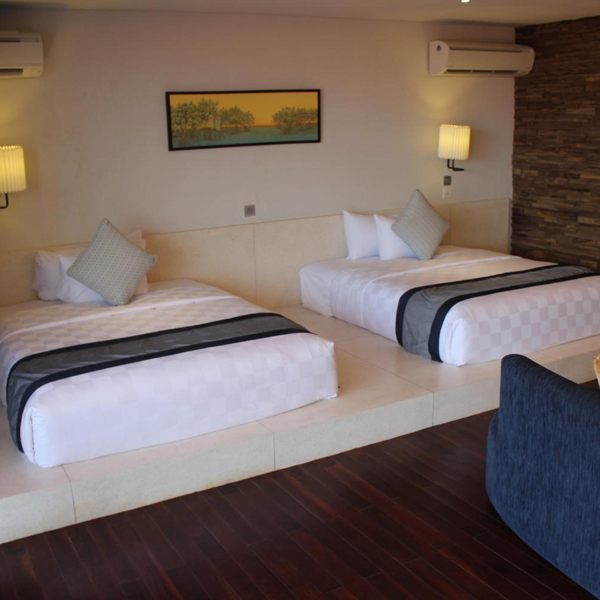 Premium, Suite, Plunge Bath