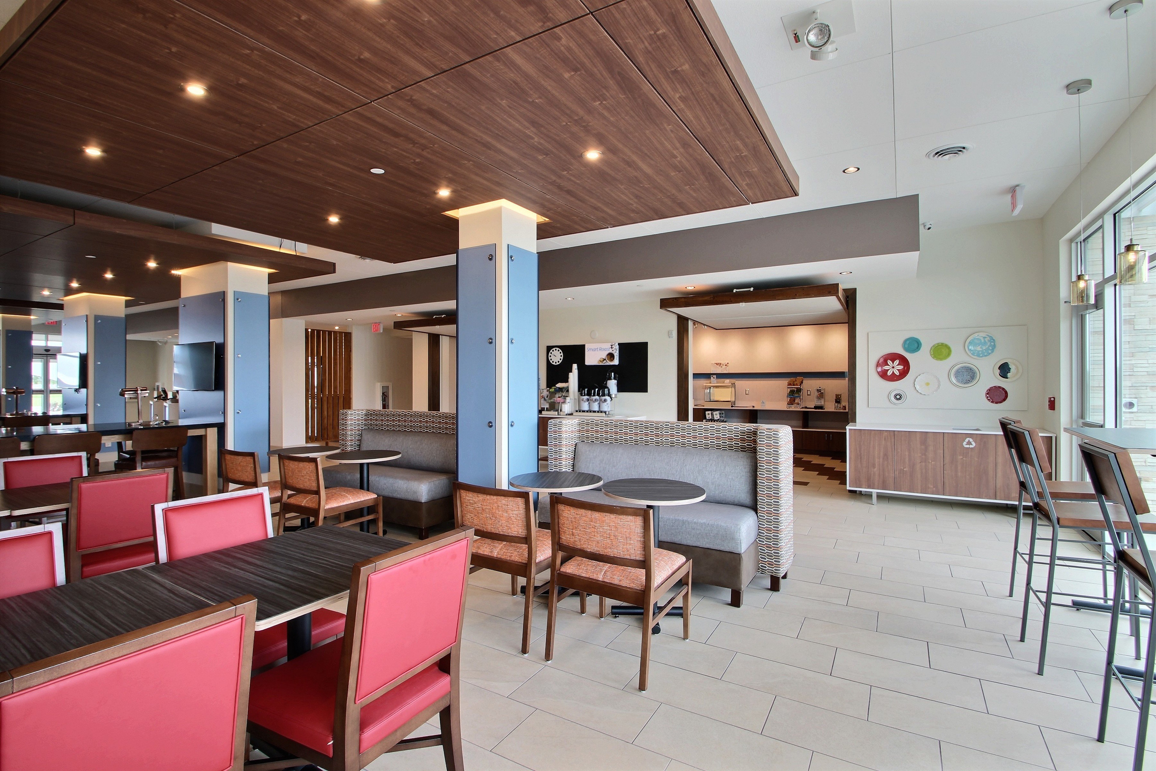 Holiday Inn Express & Suites FOND DU LAC 21/32