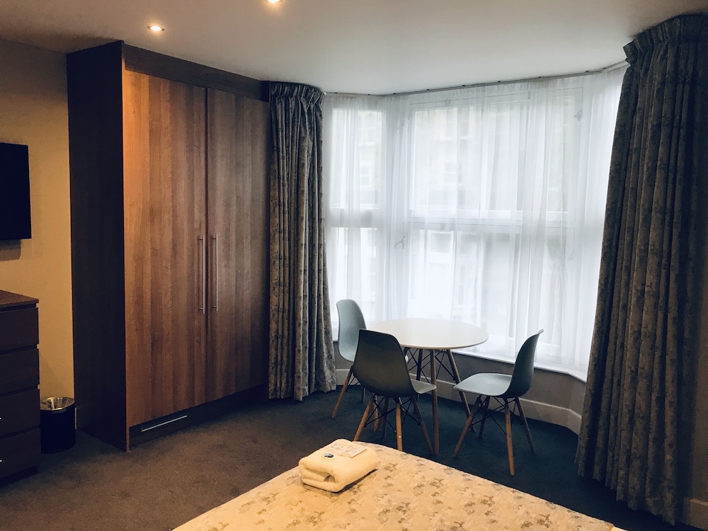 Ilfracombe Carlton Hotel - Hotel 12/50
