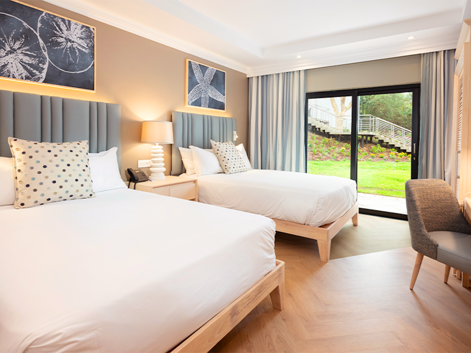 Standard, 2 Double Beds