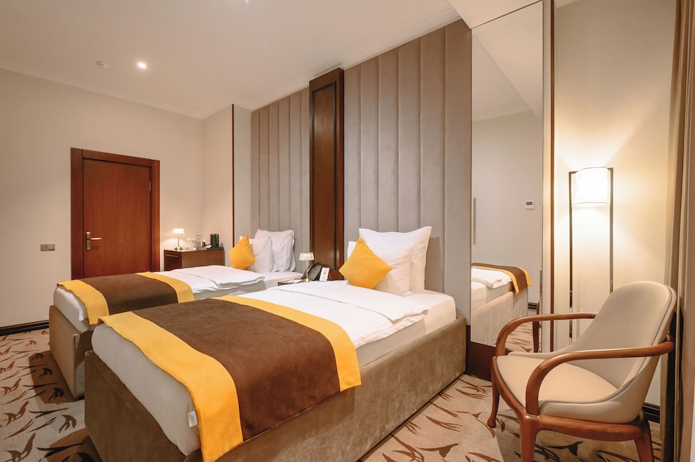 Azimut Hotel Moderno Tashkent 19/45