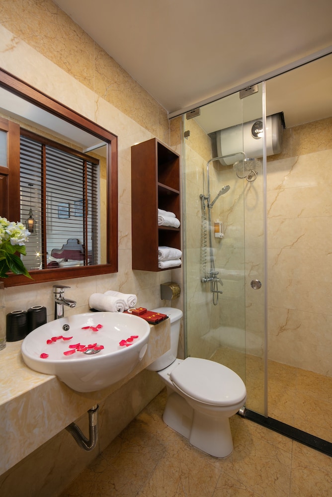 Hanoi New Hotel 44/45