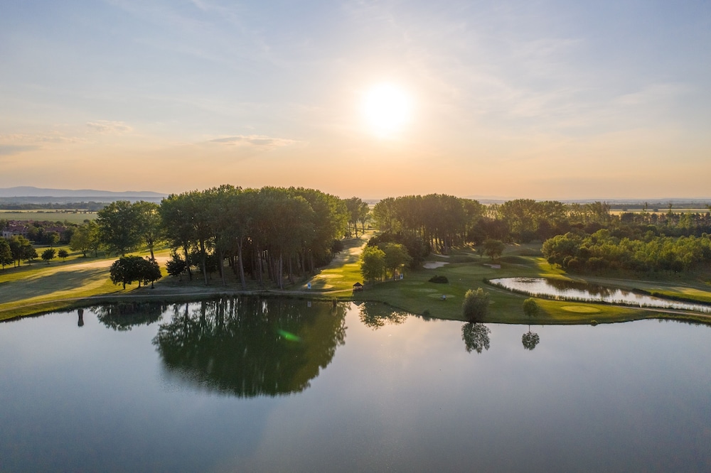 Greenfield Hotel Golf And Spa 34/45