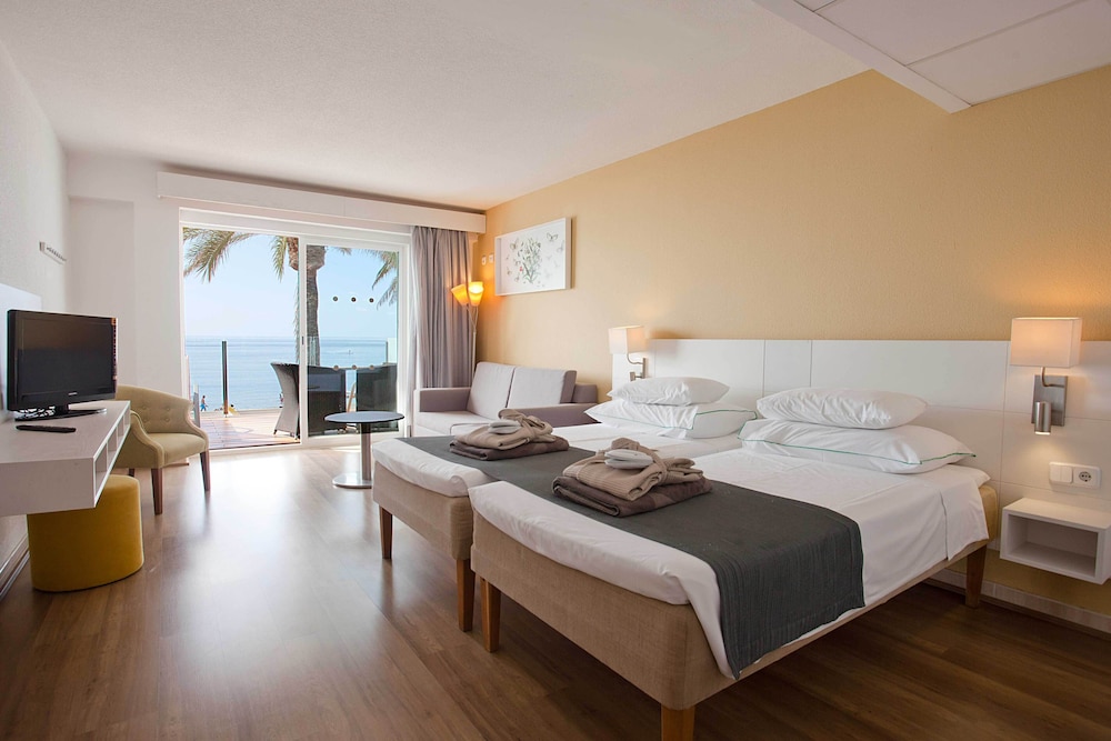 Palma Beach Hotel Apt 14/34