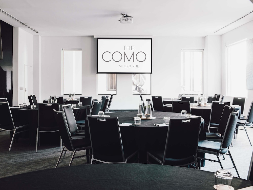 The Como Melbourne 61/74