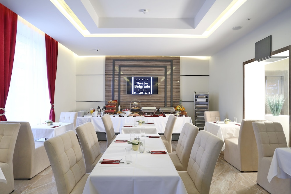 HOTEL THEATER BELGRADE 42/49