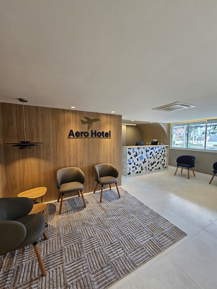 Aero Hotel 30/42