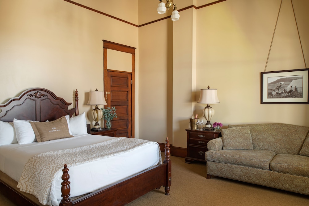 Sacajawea Hotel 13/50
