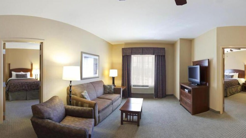 Staybridge Suites Rogers Bentonville 30/49