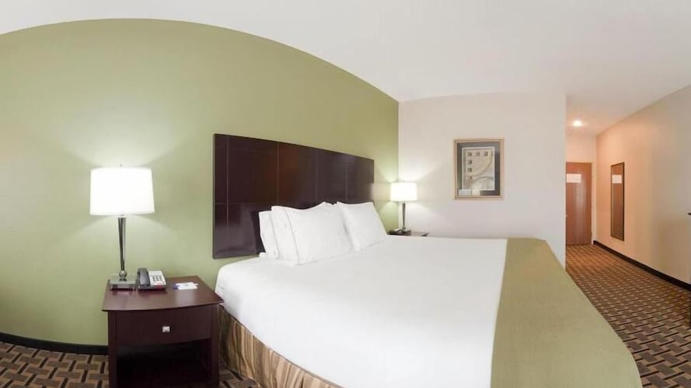 Holiday Inn Express Suites Jacksonville South I 295 23/73
