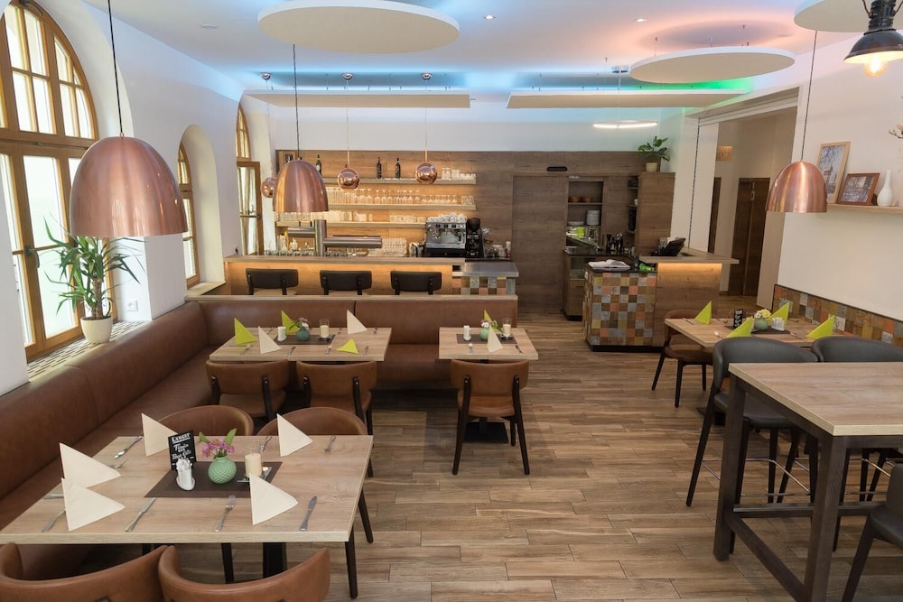 Hotel Restaurant Piazza 42/50