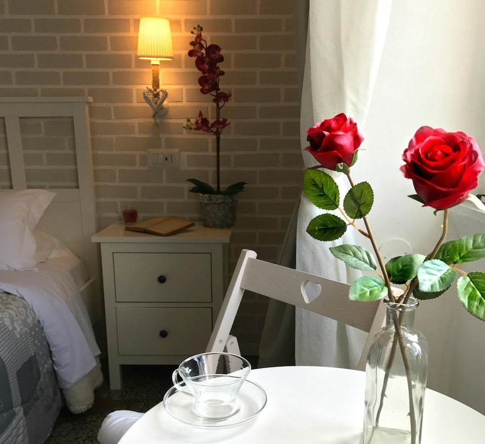 Moonlight Inn Guest House 33/50