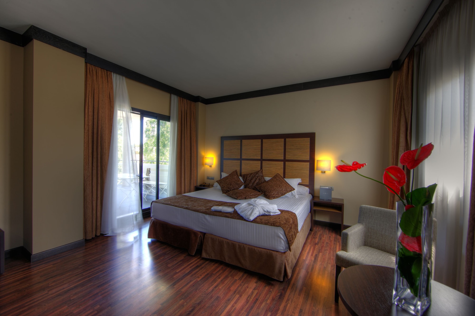 Premium, Studio, Twin Beds