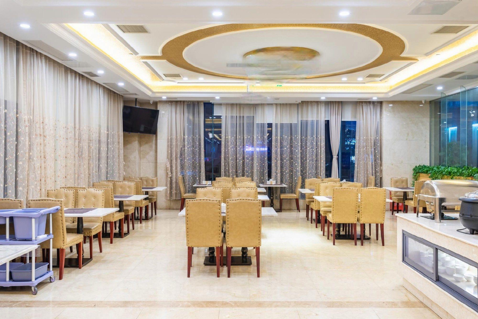 Vienna International Hotel (Changsha Xiangfu Road) 41/46