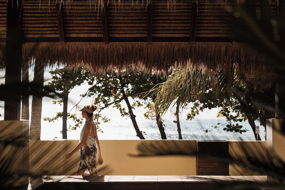 Sea Change Beachfront Apartments 52/53