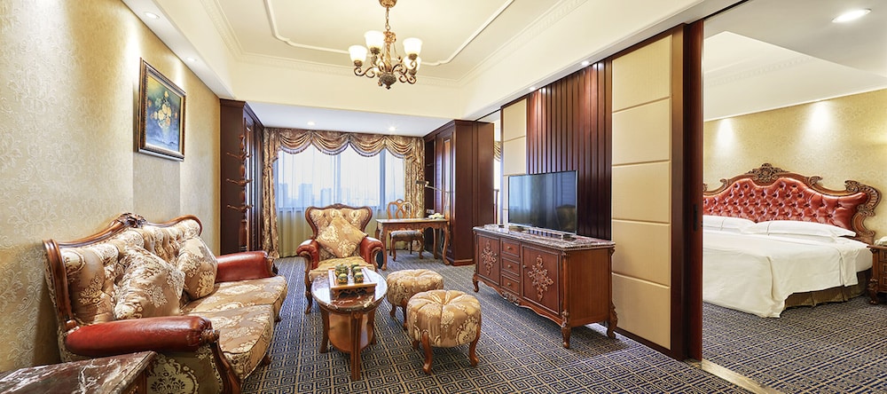 Grand Regency 37/58