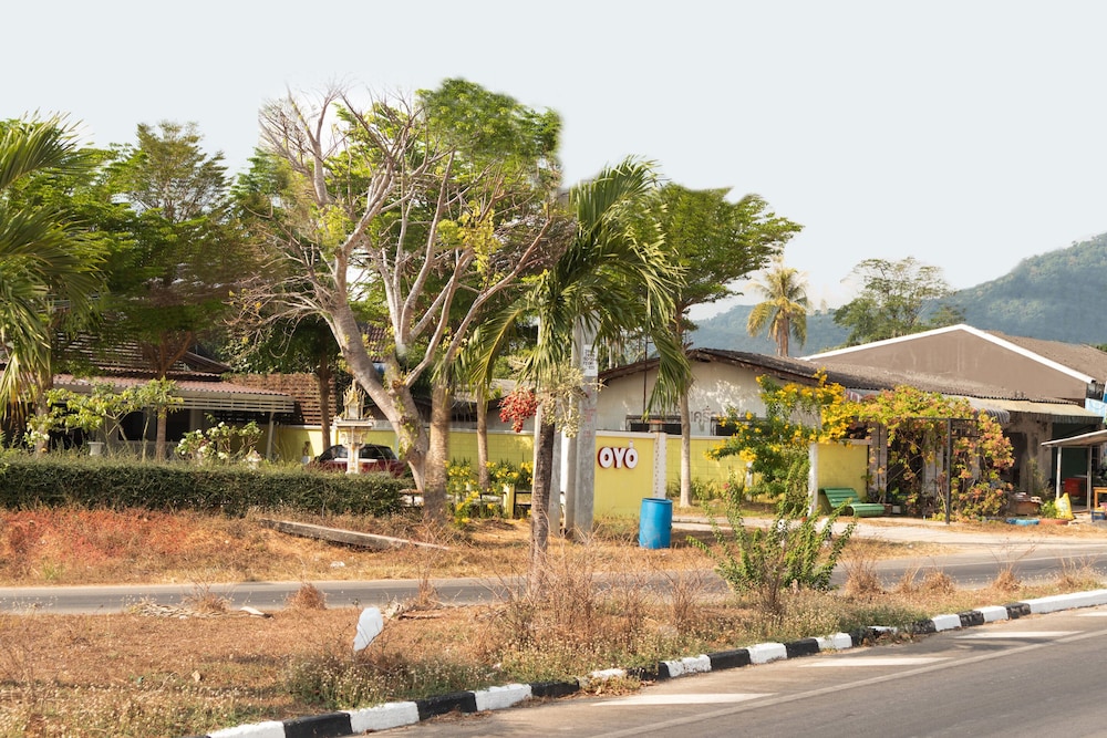 Norn Ranong Hostel 23/29