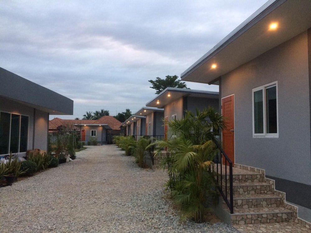 Baan Phu Jad Kan Resort 25/27