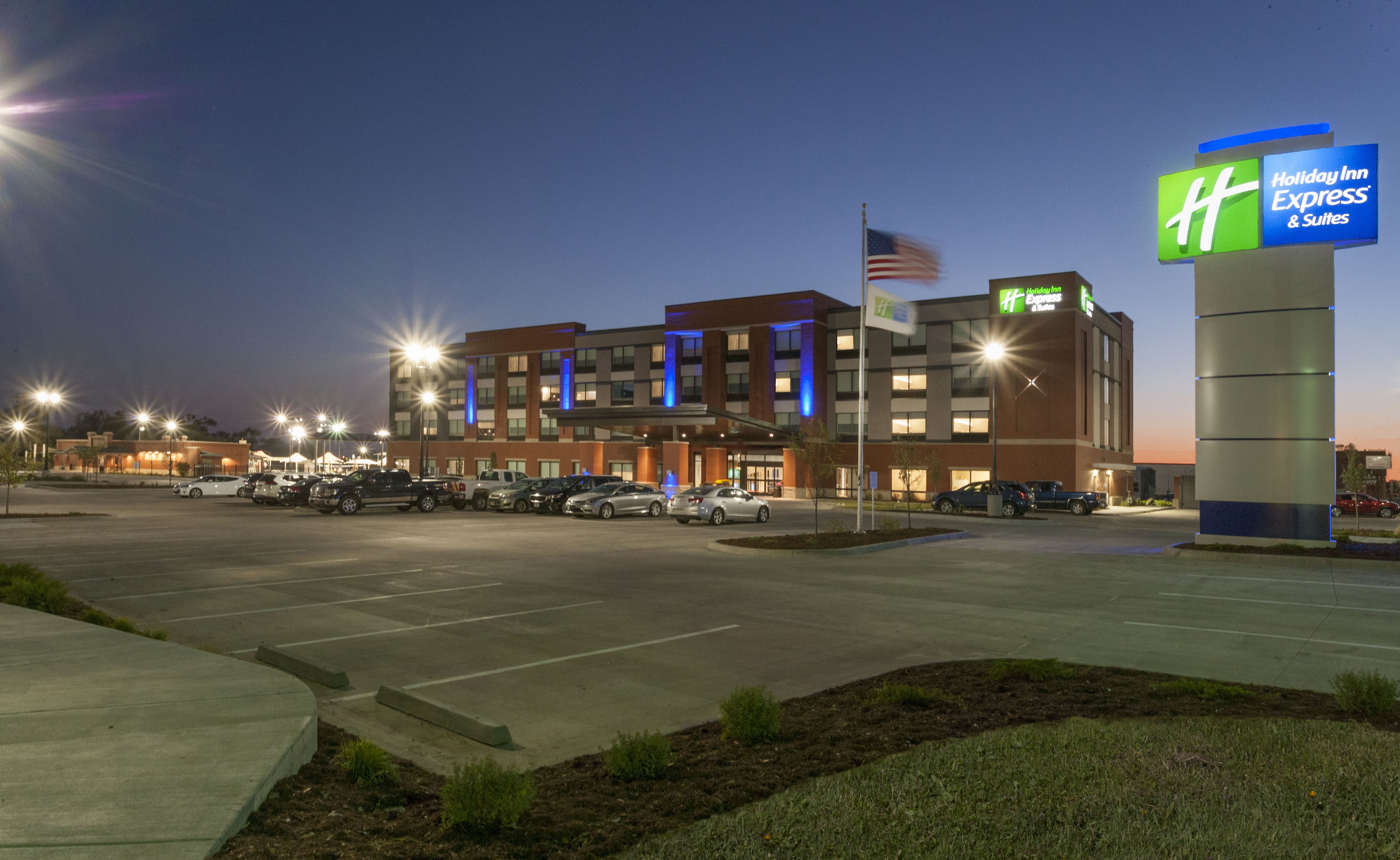 Holiday Inn Express Suites Dodge City 2/44
