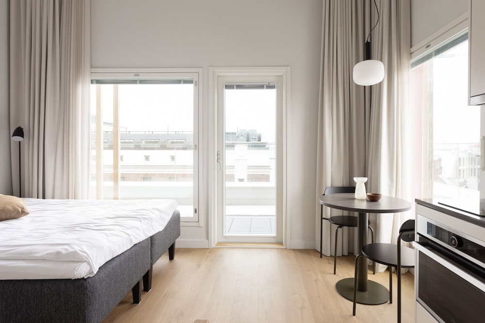 ROOF TOP, STUDIO, TERRACE