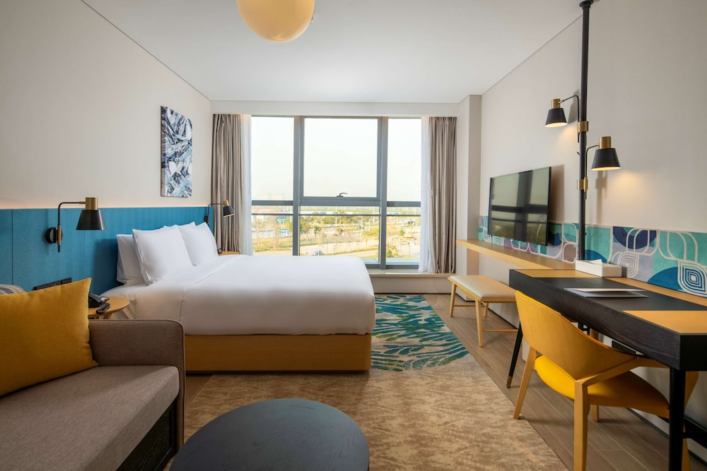 غرفة بسرير كينج، Hilton Garden Inn Zhuhai Hengqin Sumlodol Park 5/9