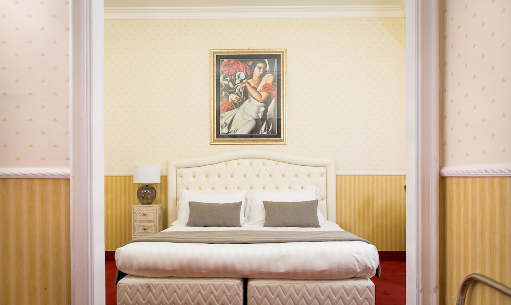 Hotel Capitolium Town House Suite 11/55