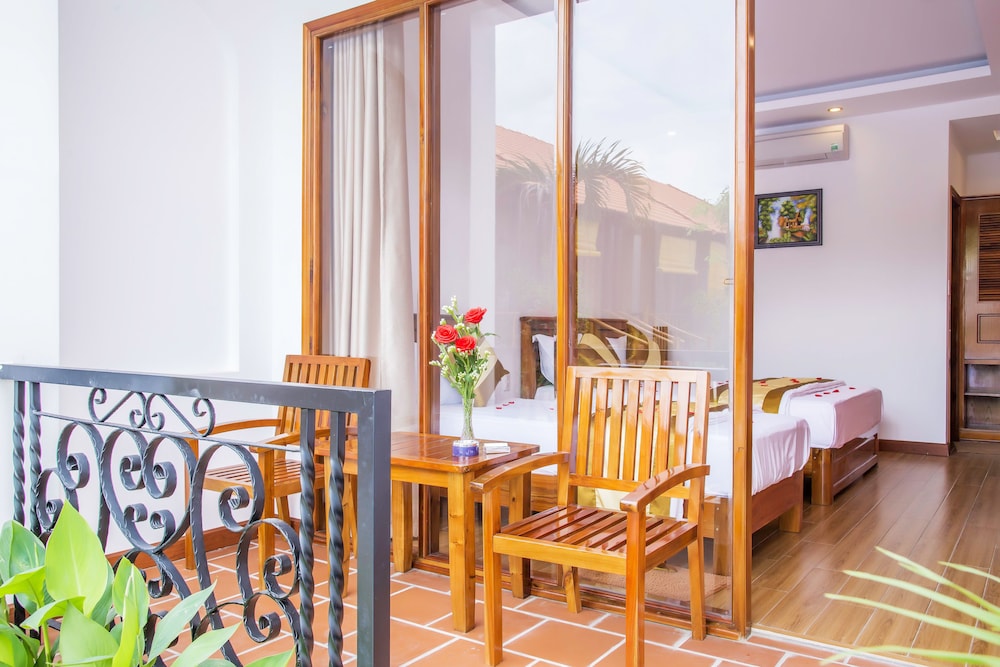 Dong Xuan Hong Guest House 27/49