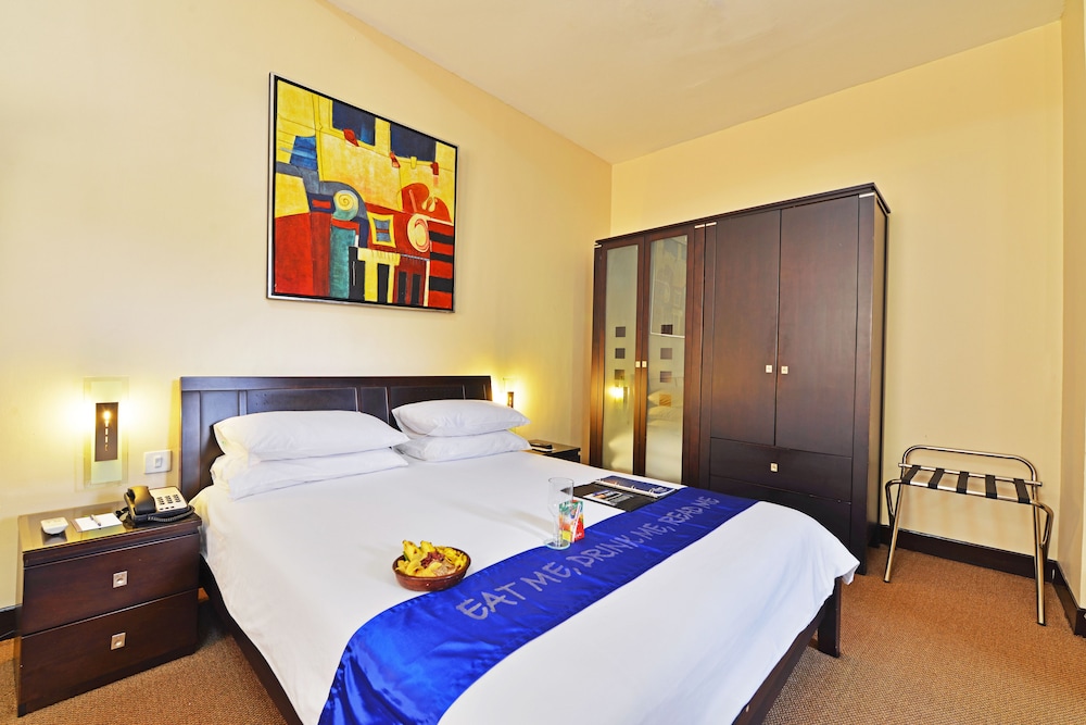 Protea Hotel By Marriott Kampala 6/38