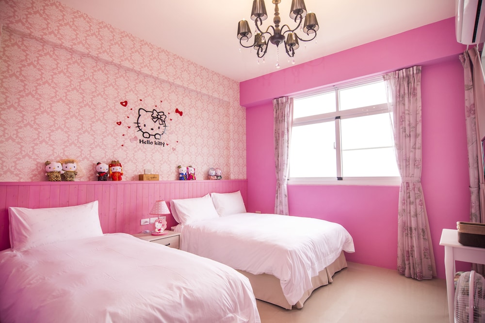 COMFORT, TWIN BEDS, MOUNTAIN VIEW