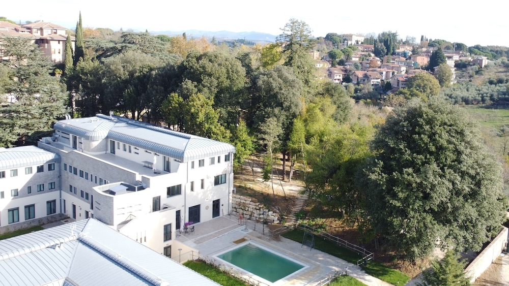 Siena Hills Apartments 2/58