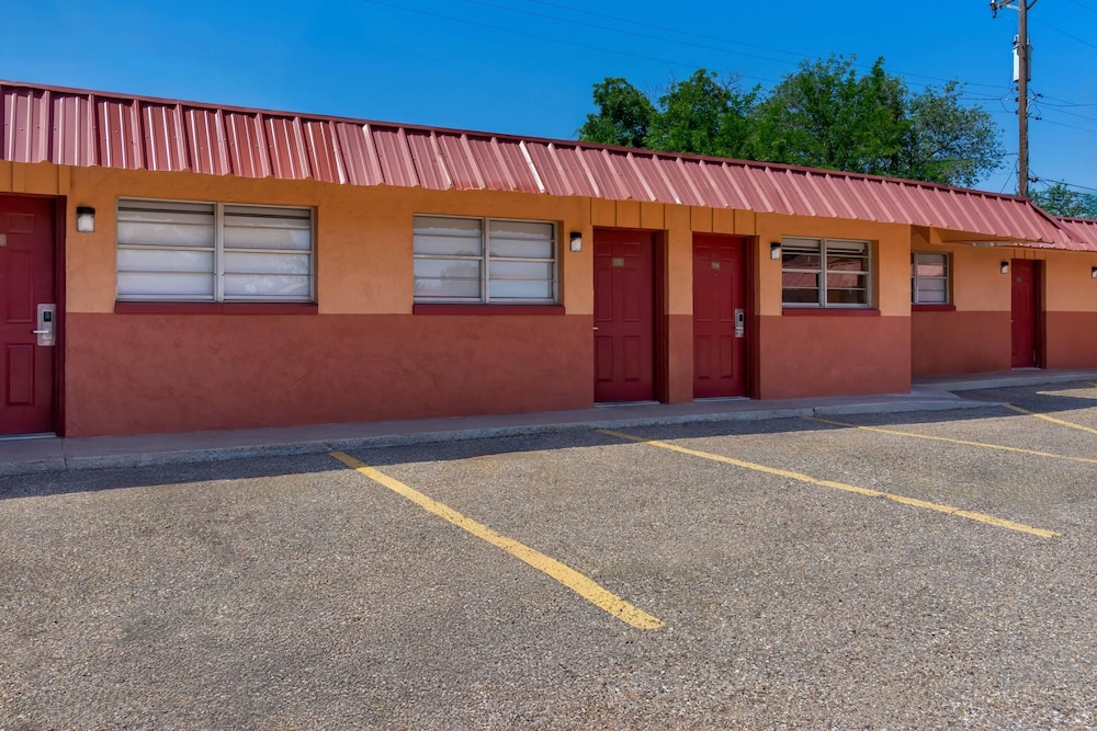 Rodeway Inn Post, TX 46/52