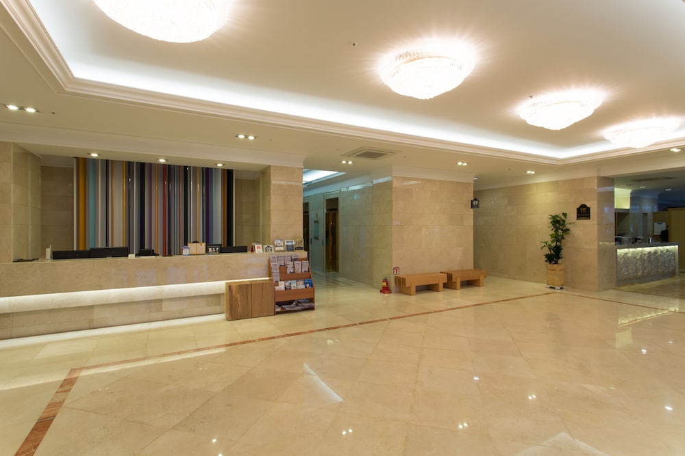 Fontana Beach Hotel 7/61