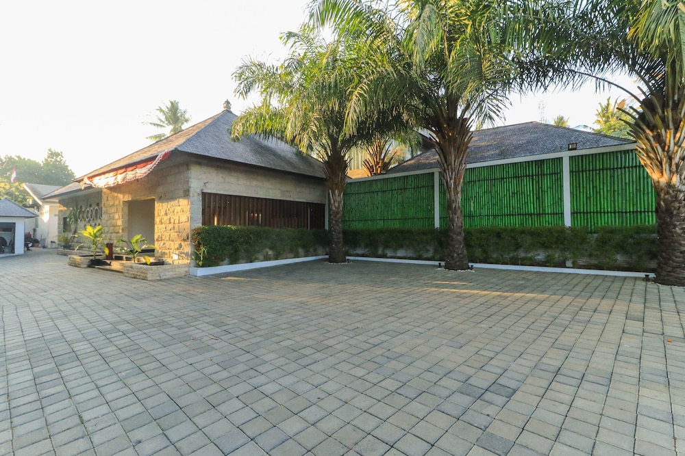 COCONUT BOUTIQUE RESORT LOMBOK 67/79