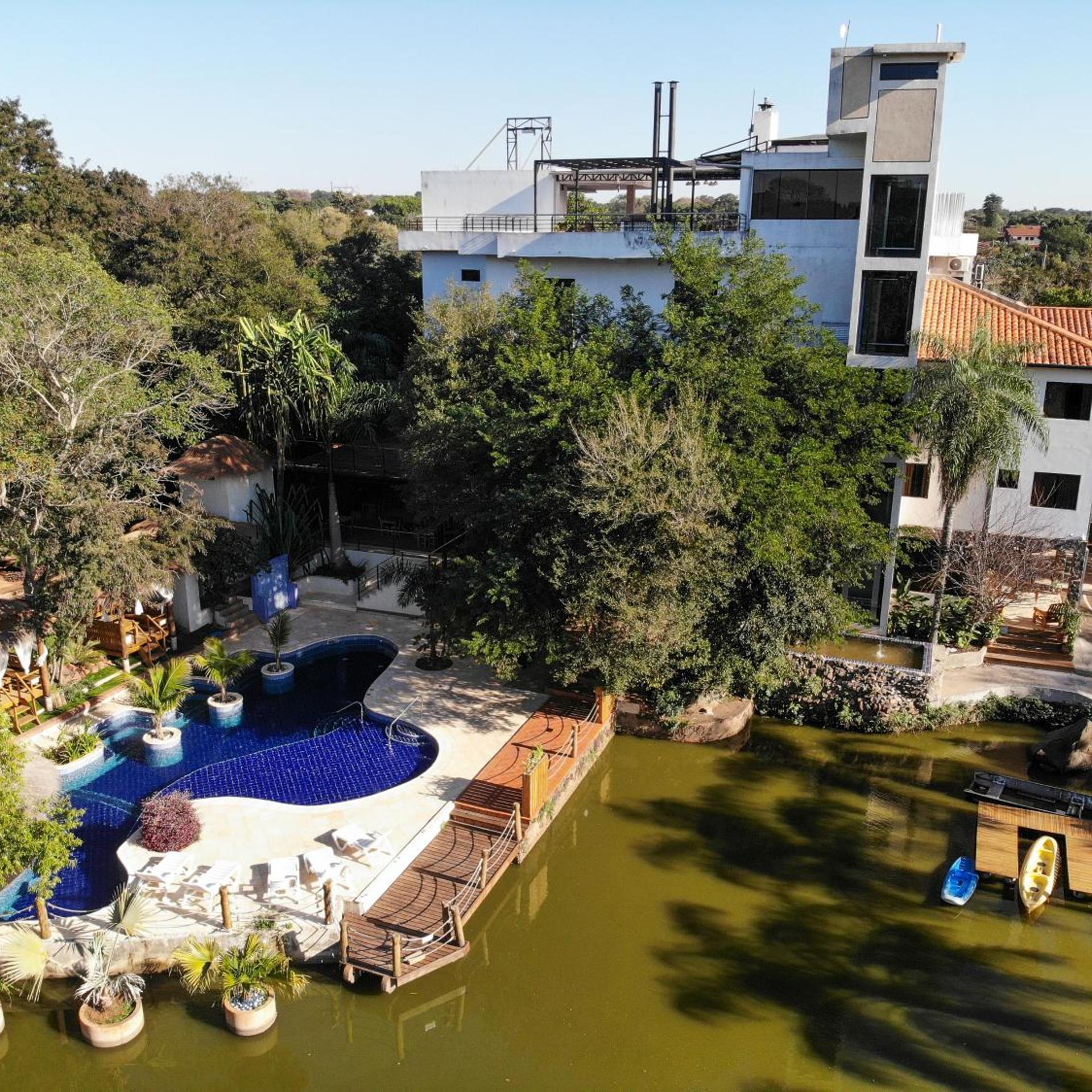 Los Lagos Resort Hotel 44/50