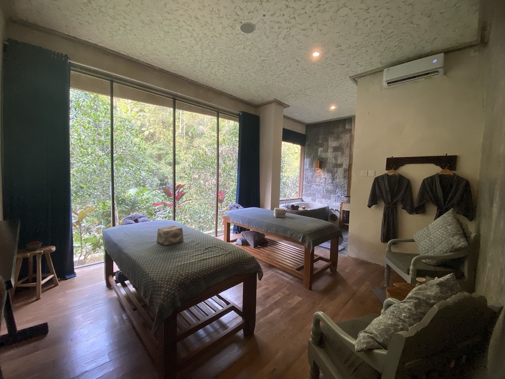 The Kenran Resort Ubud By Soscomma 35/50