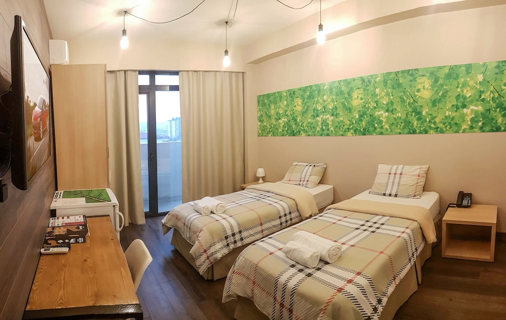 STANDARD, DOUBLE OR TWIN BED