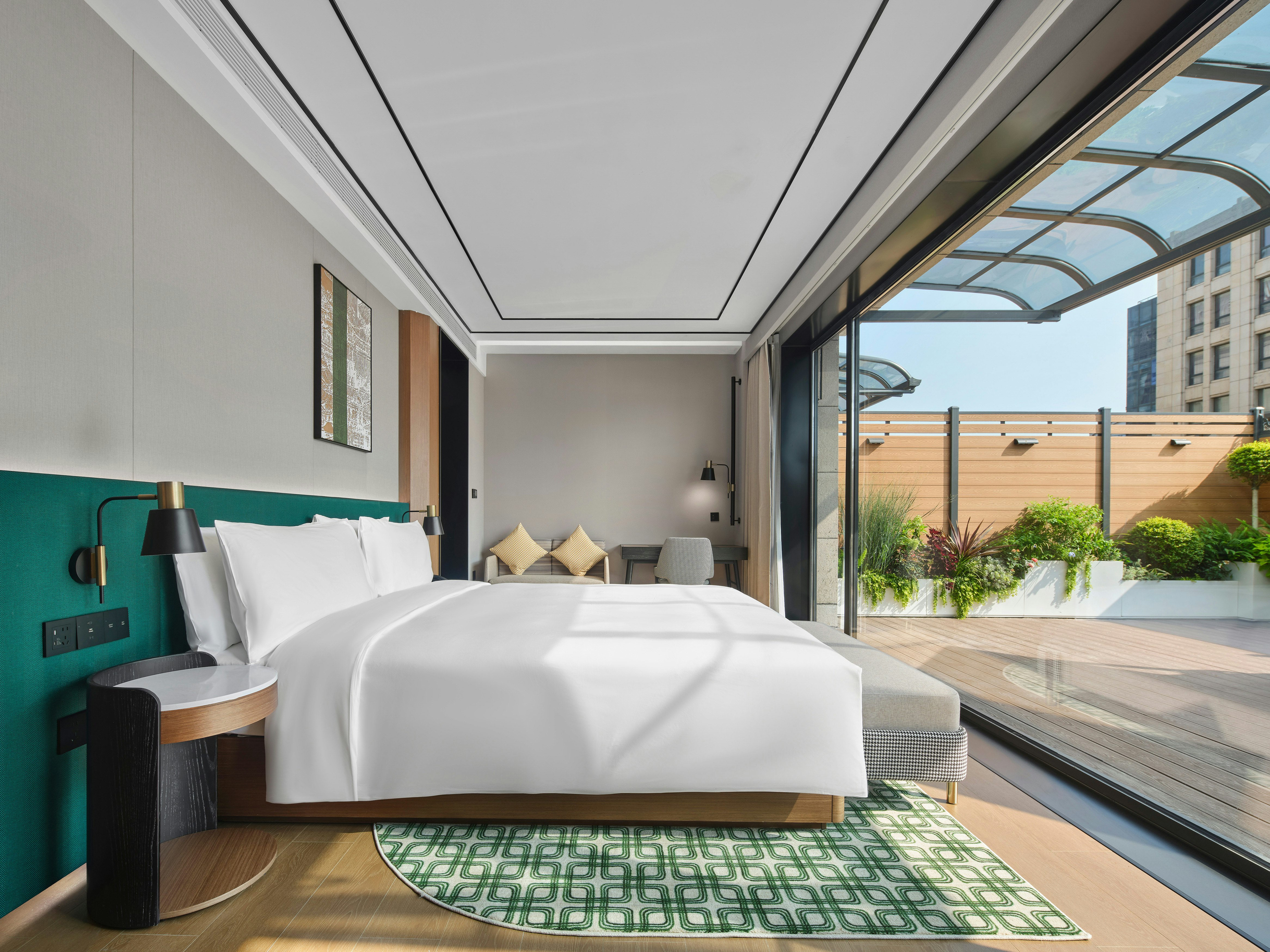 PREMIUM, KING BED, TERRACE