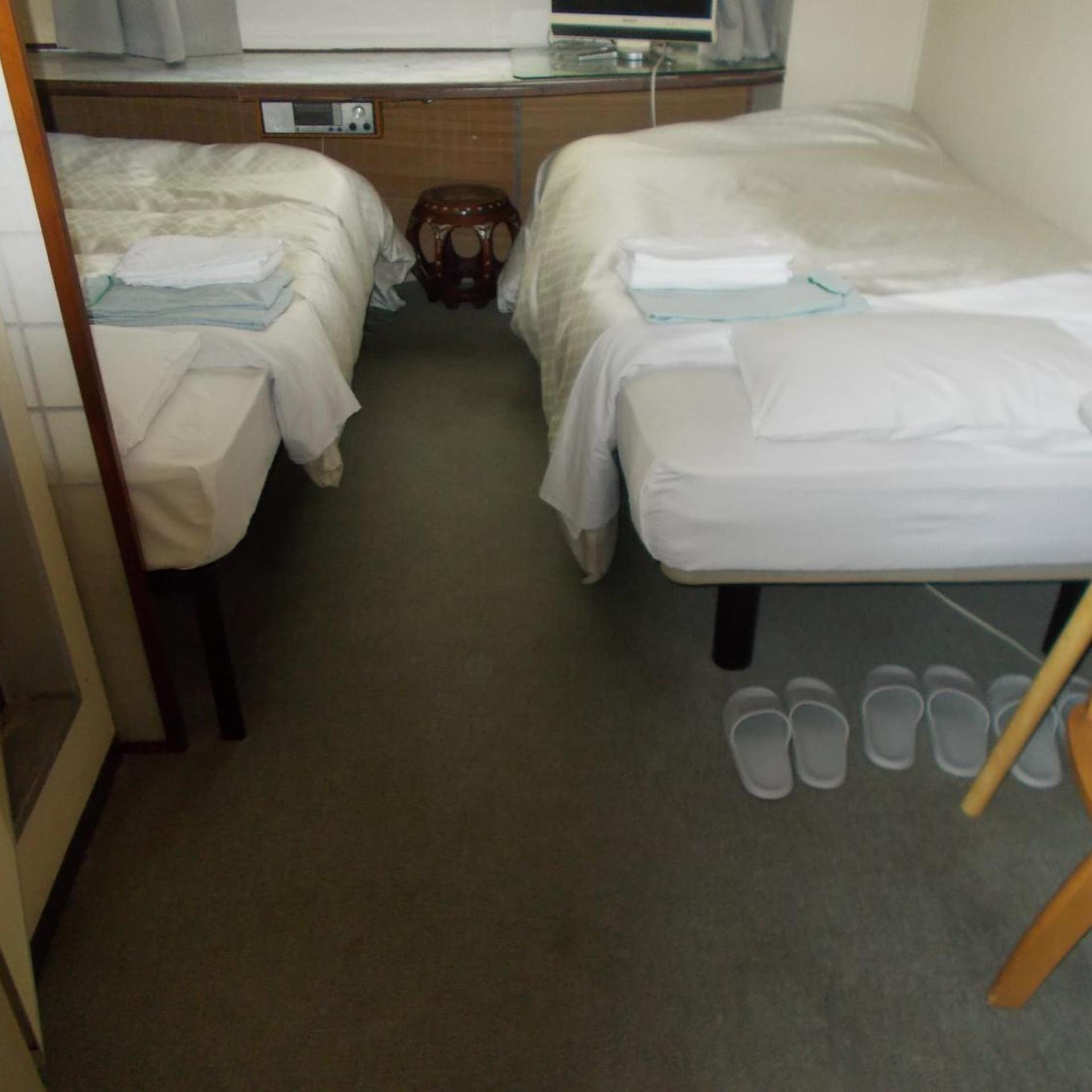 Hotel Avanti 10/32