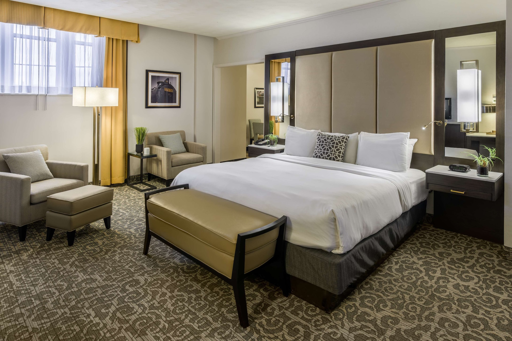 1 Bedroom, Suite, King Bed