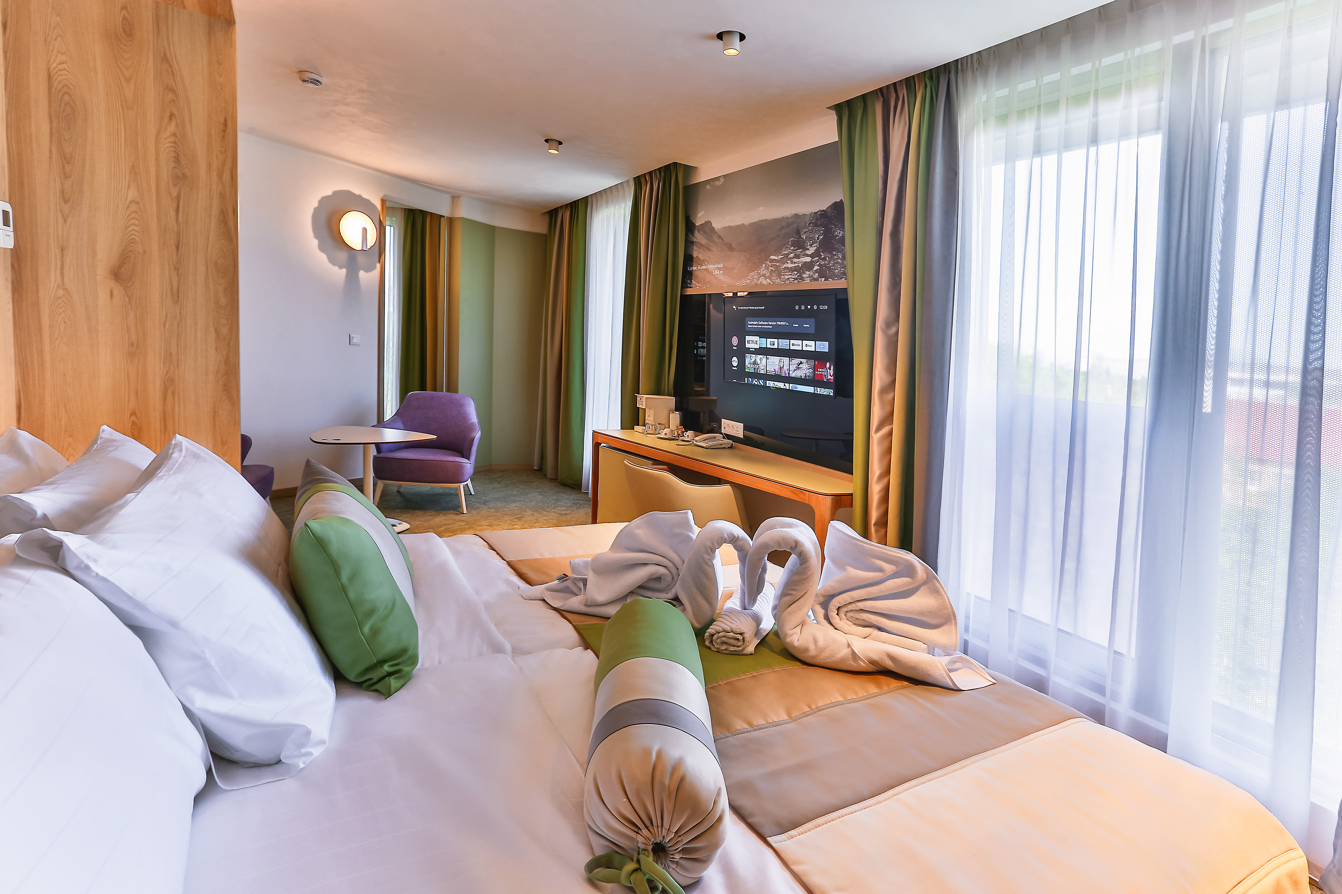 Carine Hotel Centar 24/50