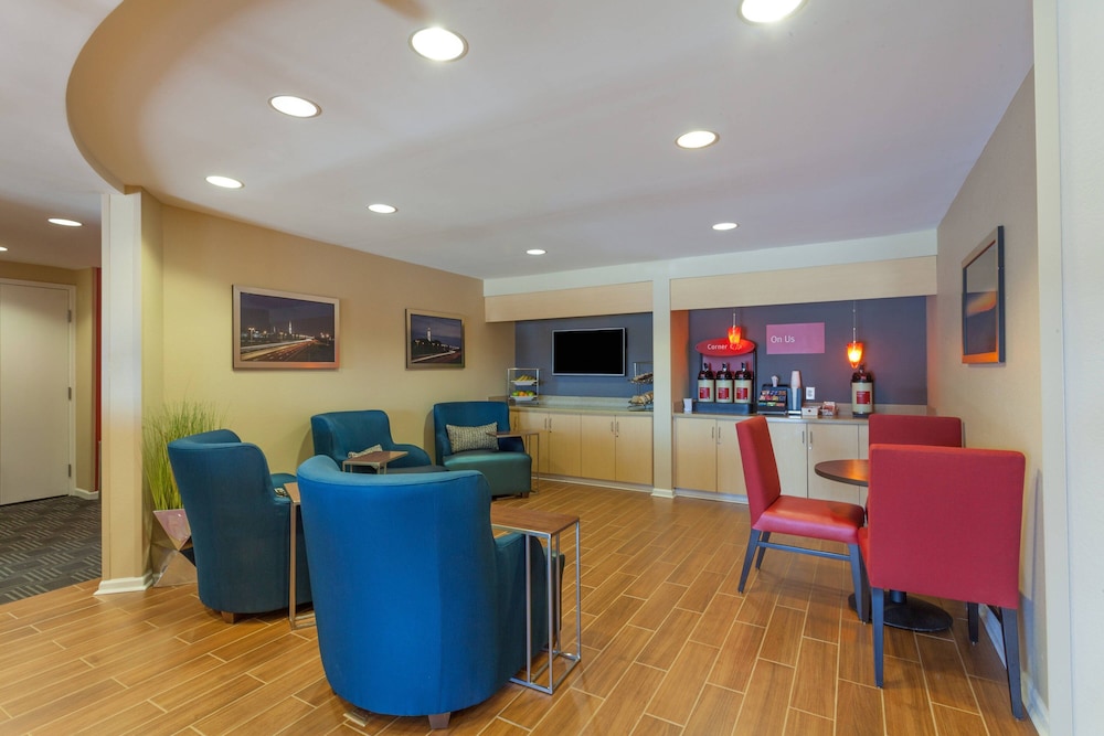 TownePlace Suites by Marriott Huntsville 26/32